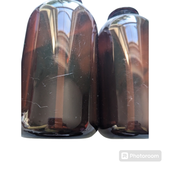 Set of 4 Press Dispenser Bottles. Refillable. Plastic. Brown. NWT - Picture 6 of 9